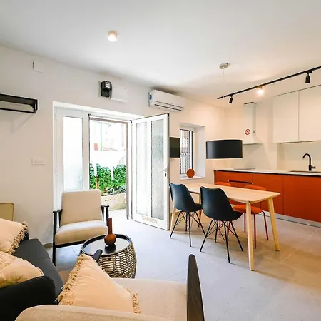 Apartament Smart And Cozy Downtown Nooks - Two Bedroom Rovinj