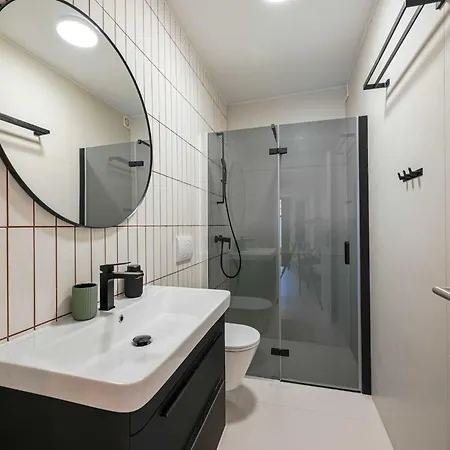 Smart And Cozy Downtown Nooks - Two Bedroom Apartament *